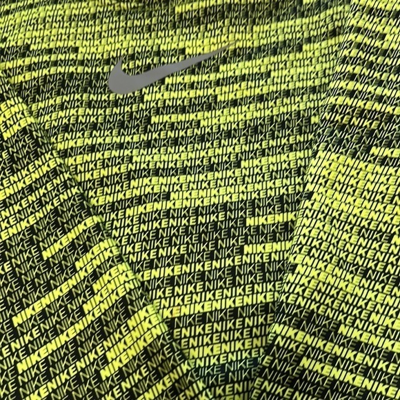 ‎Nike - Picture 8 of 8